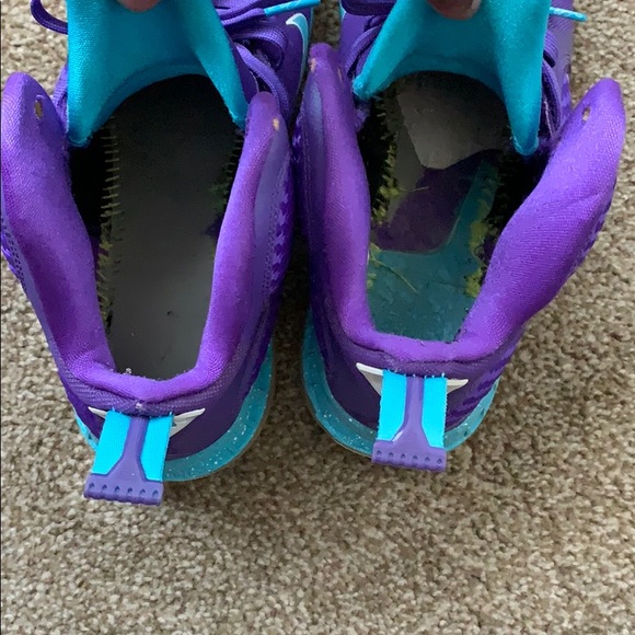 Lebron 9 - Picture 3 of 6